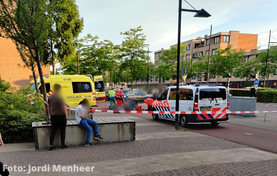 Persoon ernstig gewond bij aanrijding Hazenburg / Avenue Carré