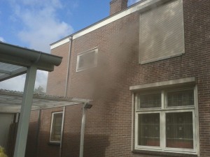 Brand op bovenverdieping van woning aan de Stationsweg in Barendrecht