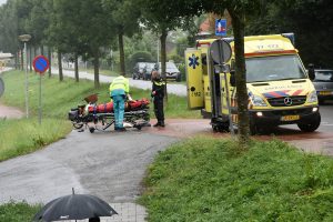 Snorfietser gewond bij aanrijding op de Middeldijk