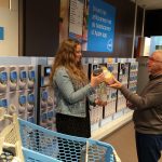 Geslaagde voedselactie bij Barendrechtse supermarkten AH, Dirk en MCD