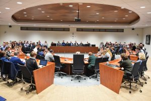 Bijeenkomst gemeenteraad (04-04-2018) over coalitieonderhandelingen