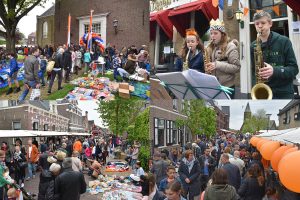 FOTO'S: Koningsdag Barendrecht 2018 van start