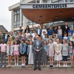 Kinderen op de thee bij burgemeester van Belzen (2018)