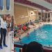 Deelnemers zwemestafette Hulpverleners te Water zwemmen €10.000 bij elkaar voor Stichting Roparun