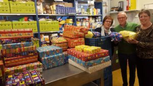 PKN helpt de Sint een handje bij de Voedselbank Barendrecht