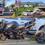 Motorrijder ernstig gewond bij ongeval op Carnisser Baan, motor stort vanaf autoweg in fietserstunneltje