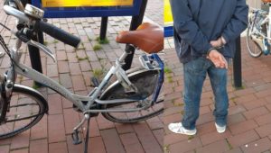 Fietsendief aangehouden bij station Barendrecht, politie zoekt rechtmatige eigenaar van fiets