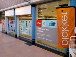 HEMA opent 10 nov vernieuwde winkel op Middenbaan: Gratis mini-tompouces voor eerste klanten