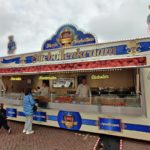 Ron's Oliebollenkraam terug op het gemeentehuisplein