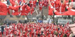 FOTO'S: Santa Run Barendrecht 2025 haalt €7.500 op voor Hospice de Reiziger