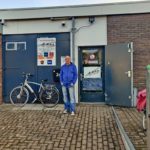 Pakket- en fietsreparatiepunt 'Het Zijspoor' verhuisd van station Barendrecht naar de Gouwe
