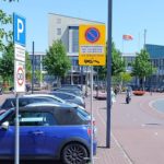 Vanavond demonstraties tegen AZC in Barendrecht én tegen-anti-AZC demonstratie op gemeentehuisplein
