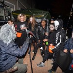 Foto's: Halloween Trick-or-treats door heel Barendrecht