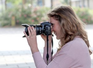 Martine de Kluiver als vrijwilliger aan de slag bij Stichting Earlybirds Fotografie