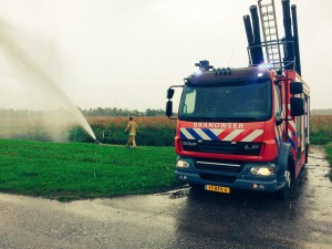 Brandweer Barendrecht neemt eerste nieuwe tankautospuit in gebruik