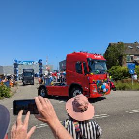 Deelnemers om 12:00u vertrokken