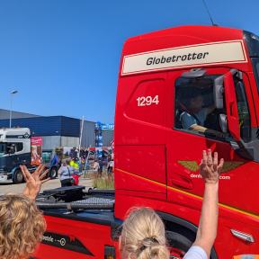 Deelnemers om 12:00u vertrokken