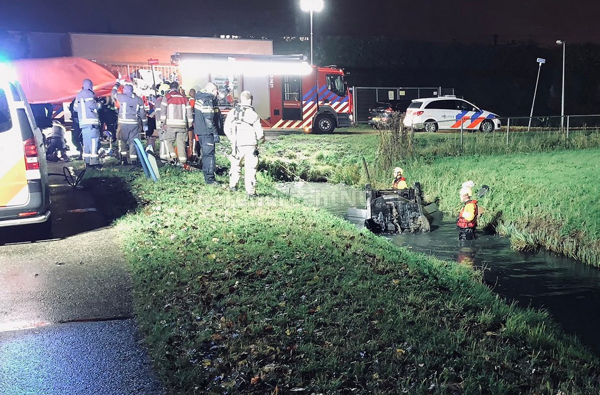Ambitieus Van God Anzai 10-jarig kind omgekomen door verkeersongeval aan de Lorentzweg, auto op  zijn kop in de sloot – BarendrechtNU.nl