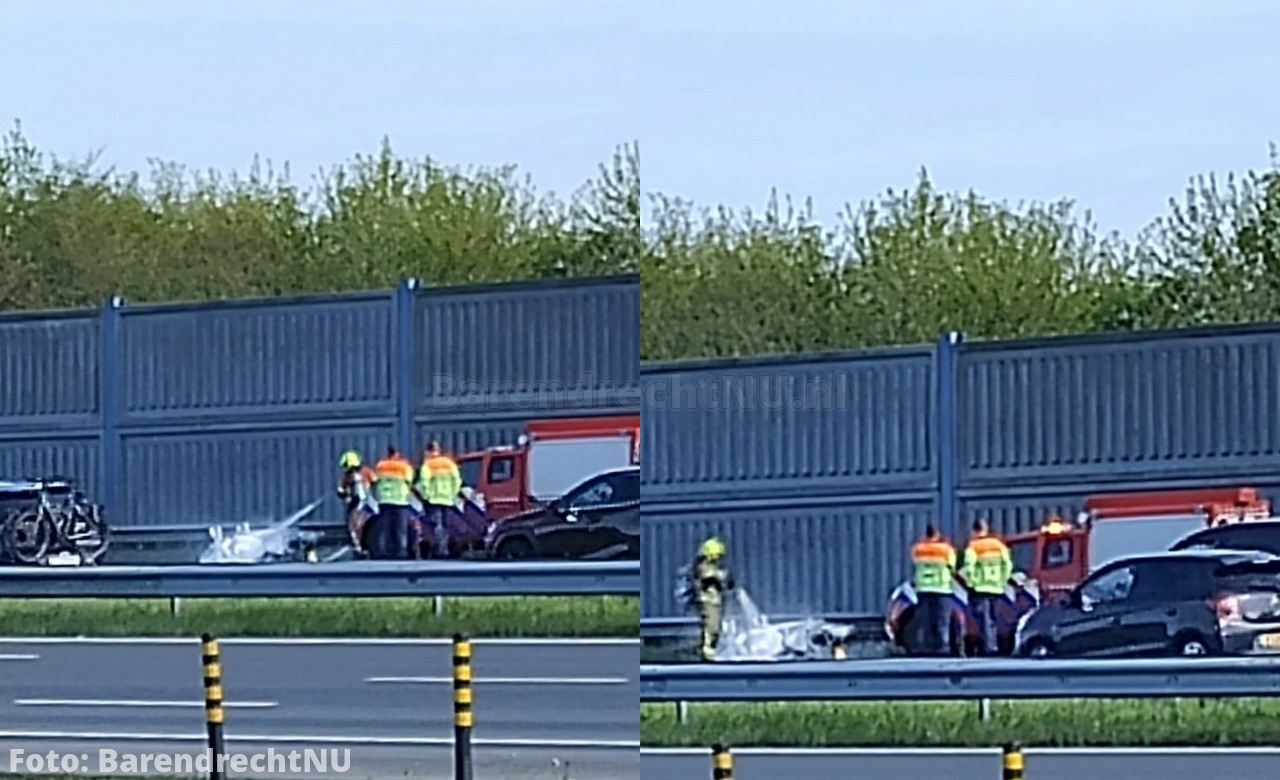 Foto: Brandweer ter plaatse bij melding van motor brand op de A15 thv de Bongerd