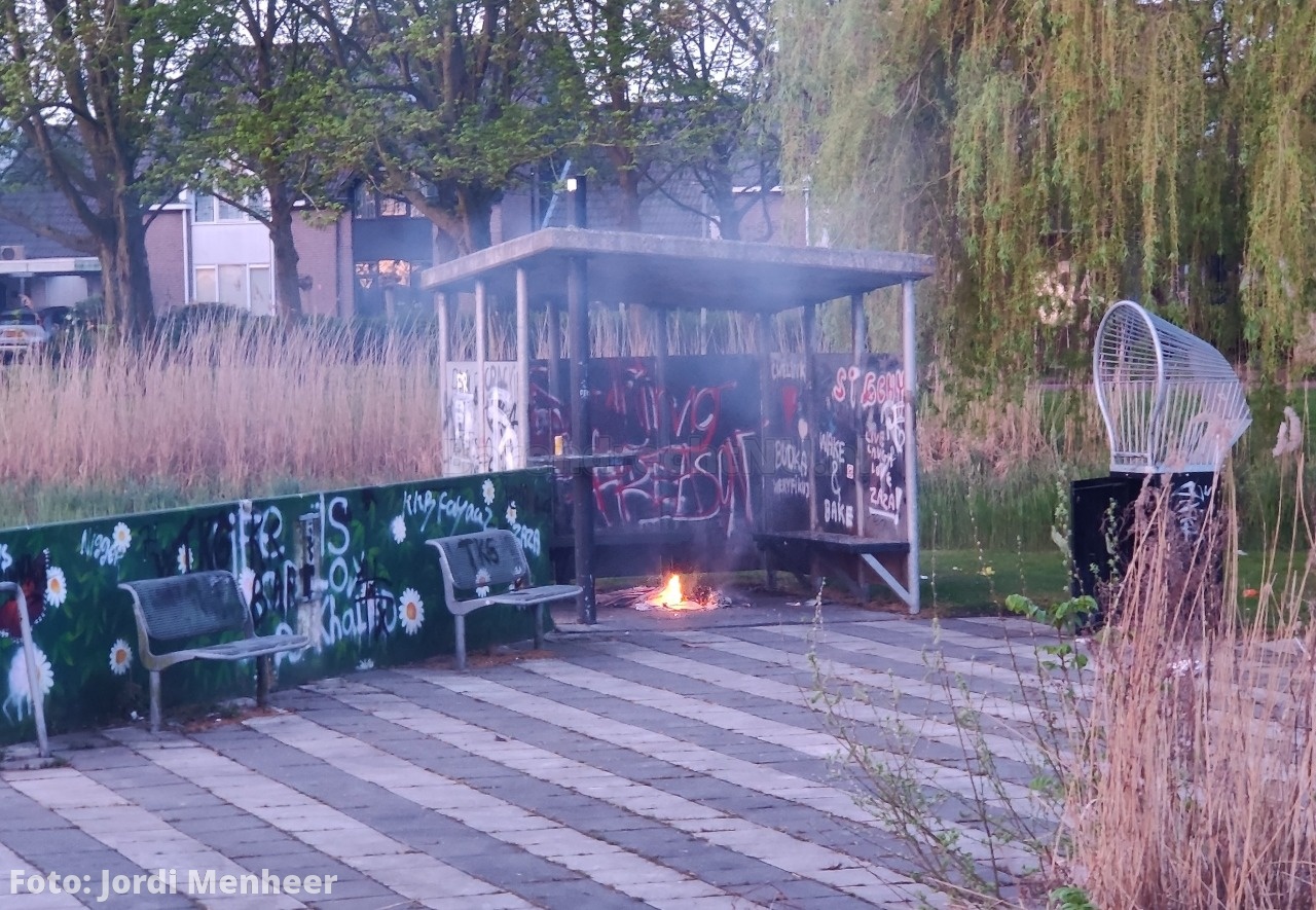 FOTO: Spoedmelding voor brandweer na melding van gebouwbrand Park Nieuweland