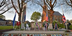 Dodenherdenking 2016, Dorpsstraat, Barendrecht