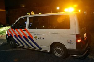 Politieauto in het centrum van Barendrecht