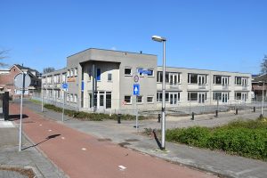 Schoolgebouw Van Ravesteyndreef krijgt extra verdieping voor realisatie 27 appartementen
