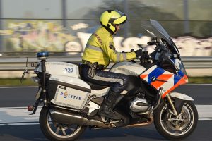Politie motoragent op de A29, Barendrecht