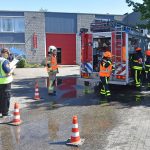 Jeugdbrandweer blust brand in Vitaal en stomerij tijdens wedstrijddag in Barendrecht