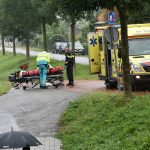 Snorfietser gewond bij aanrijding op de Middeldijk