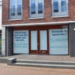 Opticien Helder opent winkel in nieuwbouwpand aan de Middenbaan