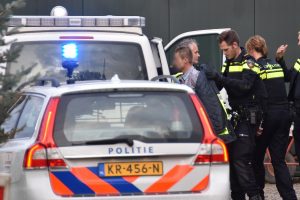 'Beroeps inbreker' aangehouden in schuur langs Middeldijk na zoekactie met politiehelikopter