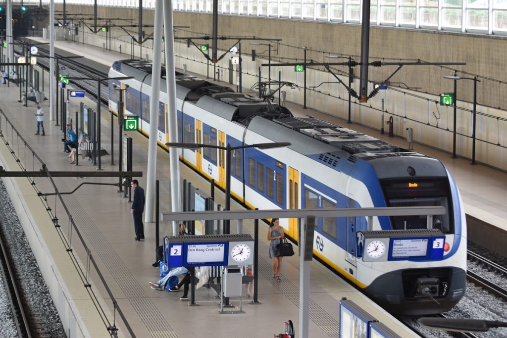 Nieuwe NS dienstregeling: Meer treinen op zaterdag vanaf station Barendrecht
