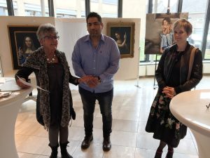 Expositie in het gemeentehuis van Barendrecht: surrealisme, portretten en abstracte werken