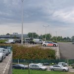 Controle door politie en Belastingdienst aan de Dierensteinweg: 11 auto's in beslag genomen