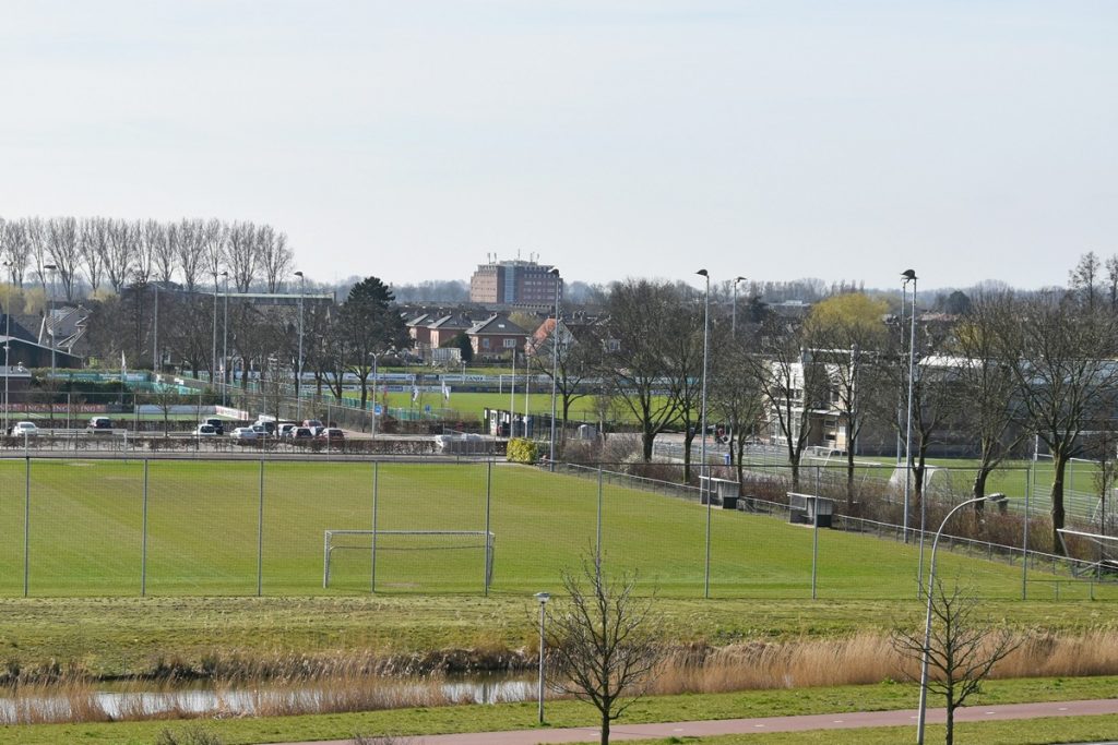 Voltallig bestuur van VV Smitshoek opgestapt vanwege besluit over kunstgras op hoofdveld