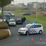 Arrestatieteam valt bedrijf binnen op bedrijventerrein Vaanpark: Eén persoon aangehouden en afgevoerd