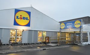 Lidl heropent vernieuwde winkel in Barendrecht op woensdag 20 februari