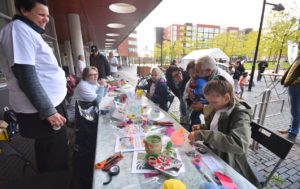28 sept: Burendagen Middeldijkerplein met taartenbakwedstrijd, kinderactiviteiten en muziek