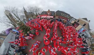Santa Run Barendrecht 2019 haalt €8.200 op voor Hospice de Reiziger