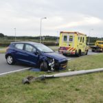 Automobilist naar het ziekenhuis na onwelwording en ongeval op de Kilweg