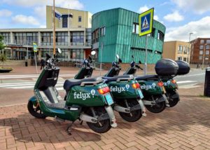 Elektrische deelscooters van Felyx en Go Sharing nu ook in Barendrecht