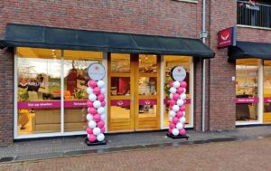 Nieuwe winkel in de Dorpsstraat: Meubelzorg
