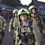 Brandweer Barendrecht neemt op spectaculaire wijze afscheid van burgemeester van Belzen