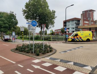 Verkeersregelaars tijdens schooldagen op kruising Zuidersingel en Avenue Carnisse