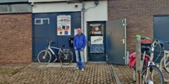 Pakket- en fietsreparatiepunt 'Het Zijspoor' verhuisd van station Barendrecht naar de Gouwe