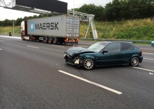 Ongeval met meerdere voertuigen op de A15 bij Barendrecht