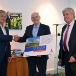 Cheque van €1.000 voor Hospice Barendrecht
