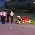 Geen gewonden bij aanrijding motor en scooter op de Voordijk in Barendrecht