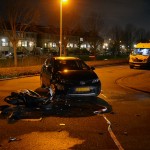 Scooterrijder gewond bij aanrijding met auto op de Harplaan in Barendrecht